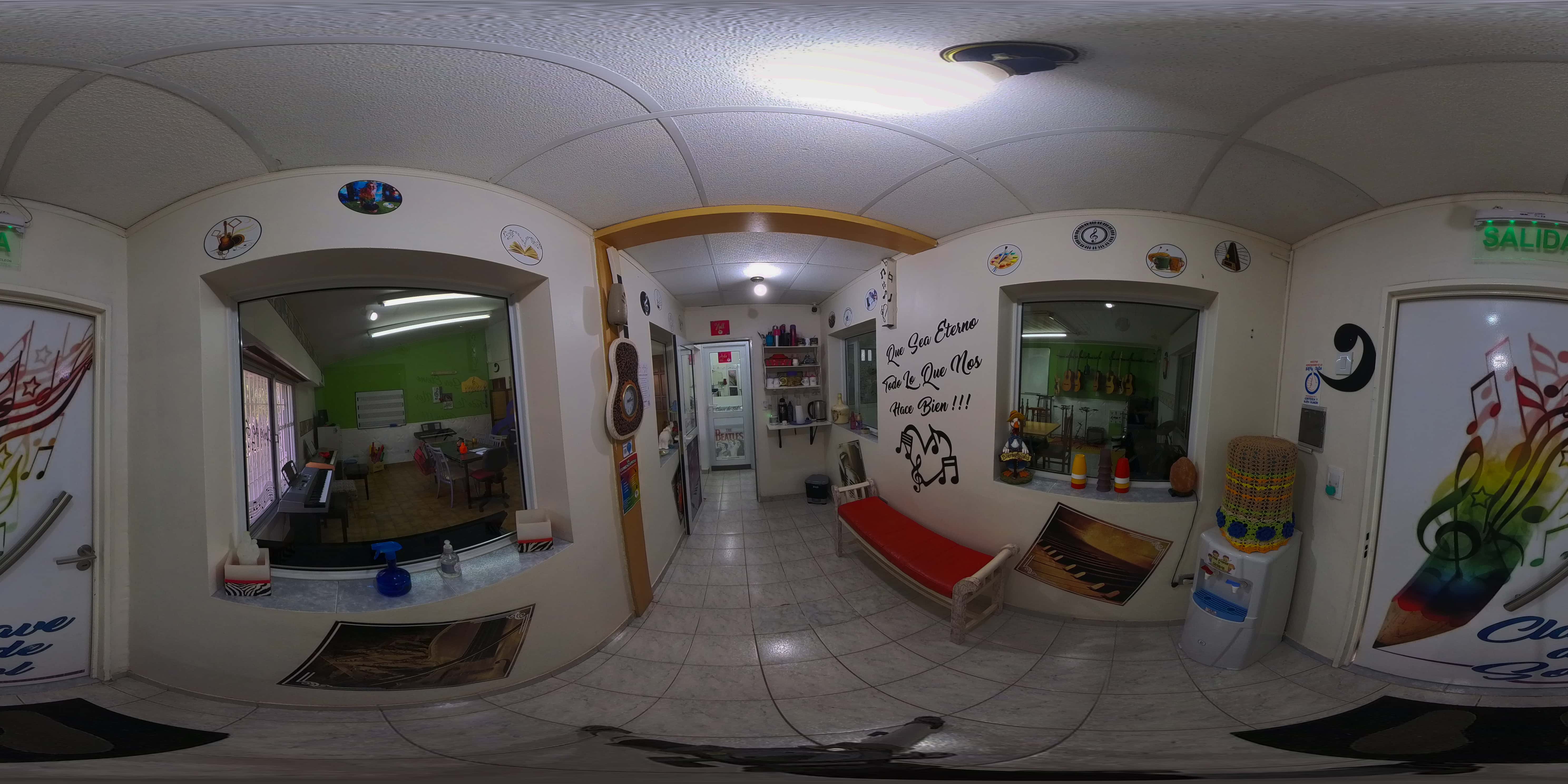 INSTITUTO CLAVE DE SOL